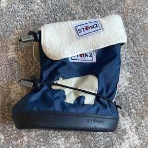 Stonz Baby Booties with Liner Size Large